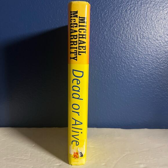 Dead or Alive - Book by Michael McGarrity - Picture 3 of 8